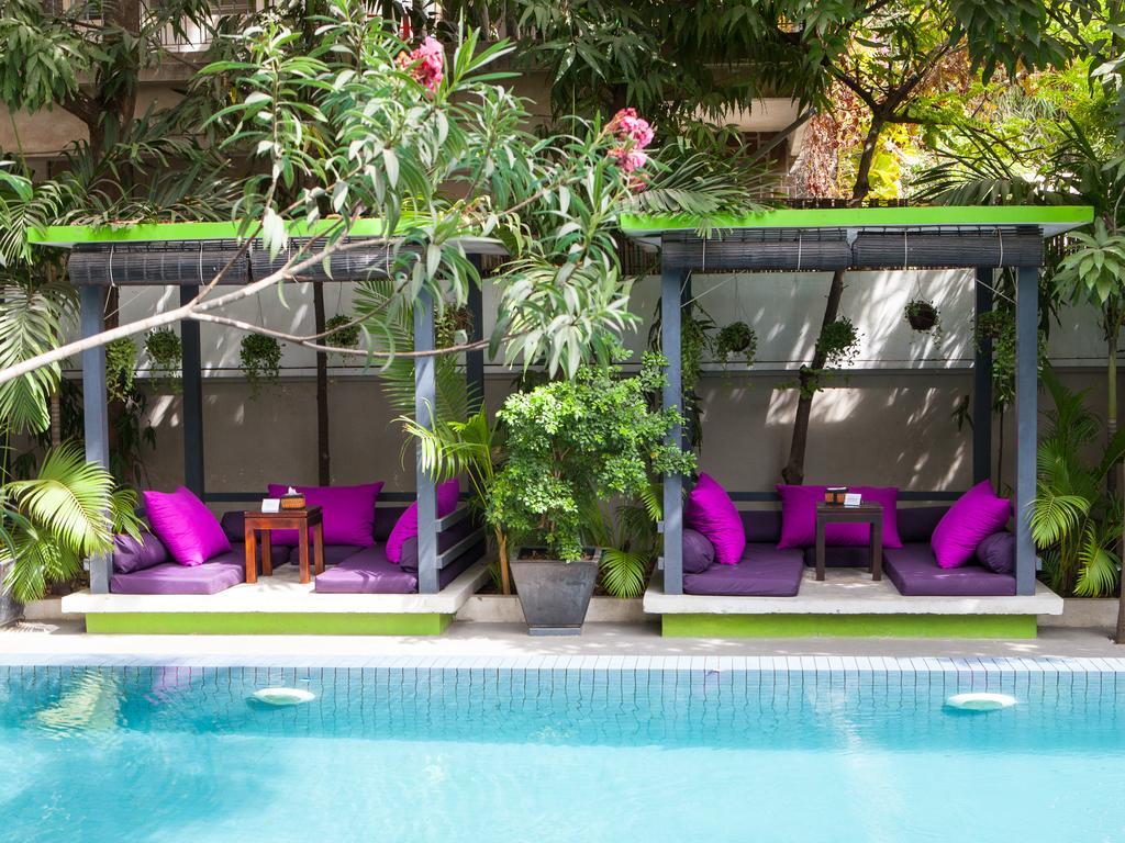 The 252 Hotel Phnom Penh Bagian luar foto