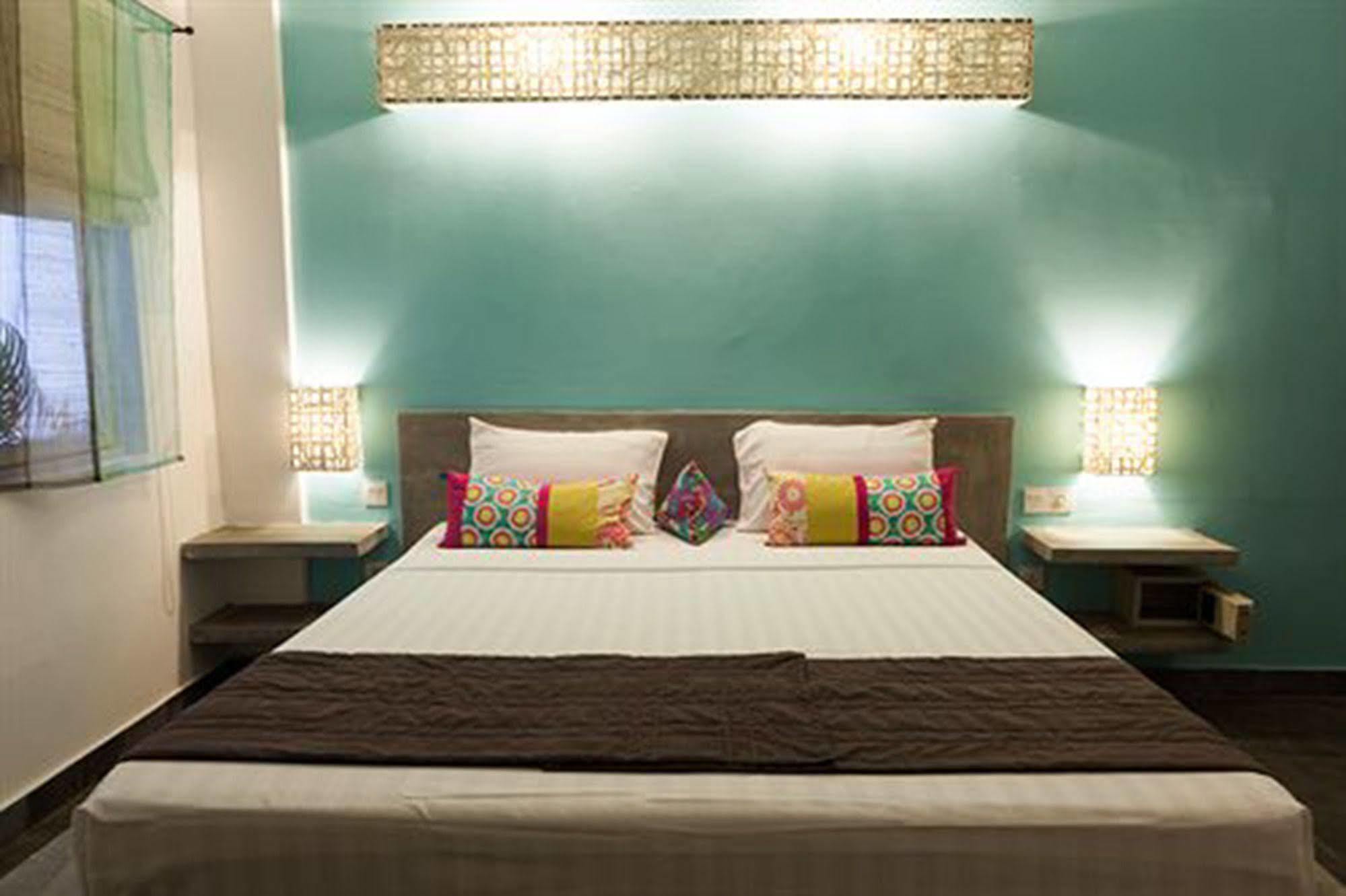 The 252 Hotel Phnom Penh Bagian luar foto
