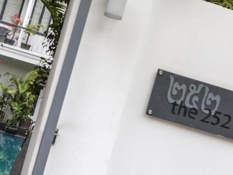 The 252 Hotel Phnom Penh Bagian luar foto