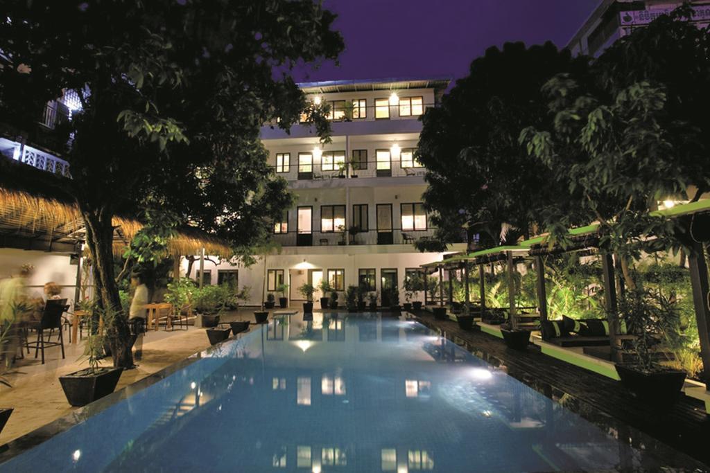 The 252 Hotel Phnom Penh Bagian luar foto